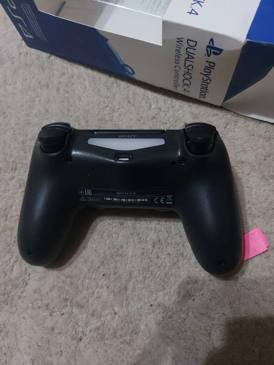 Продажа джойстика PS4 с вибродатчиком и коробкой - Игровые аксессуары (Электроника) в Чебоксары