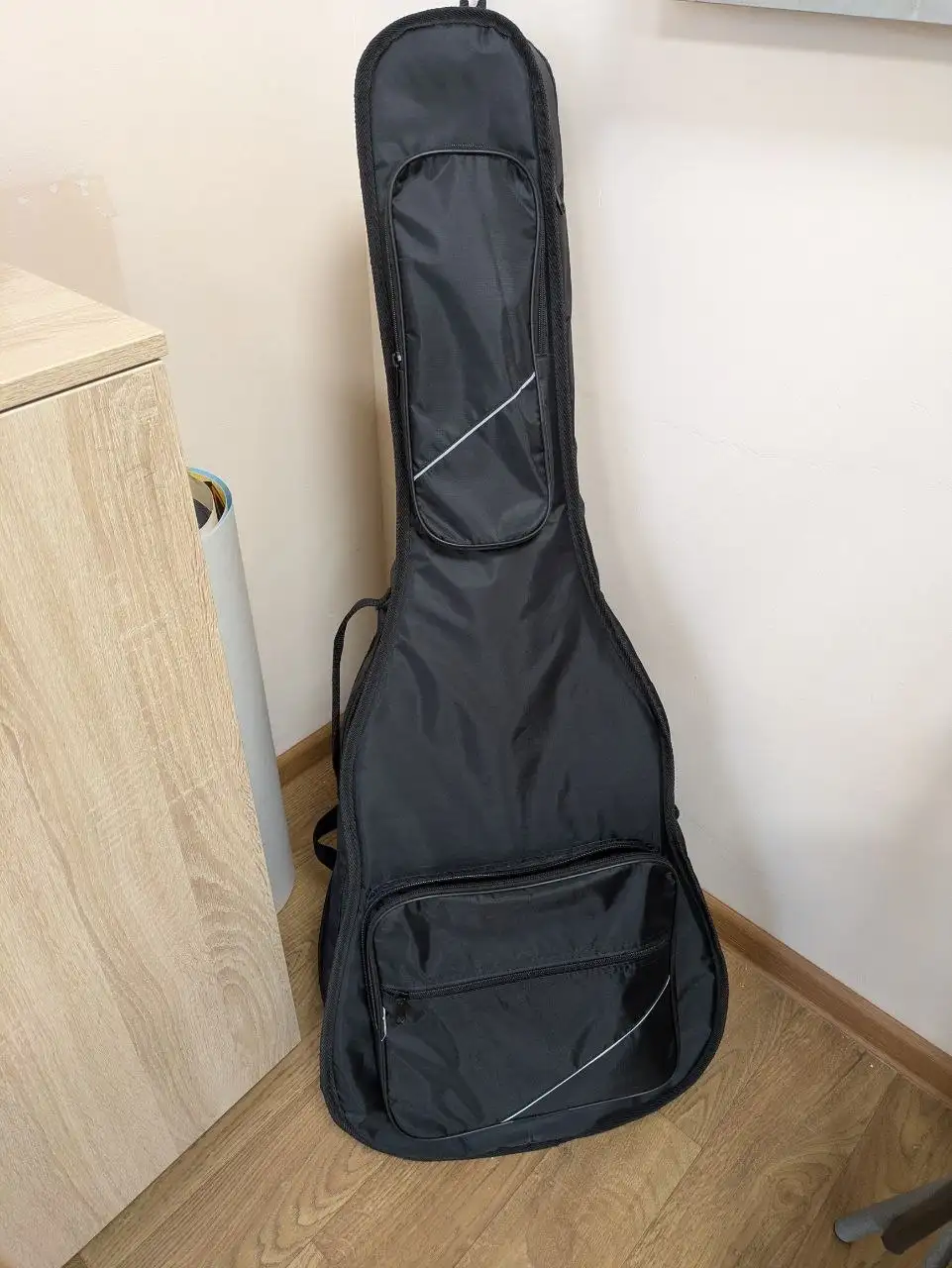 Продажа гитары Cort с чехлом - Музыкальные инструменты (Хобби и отдых) в Чебоксары