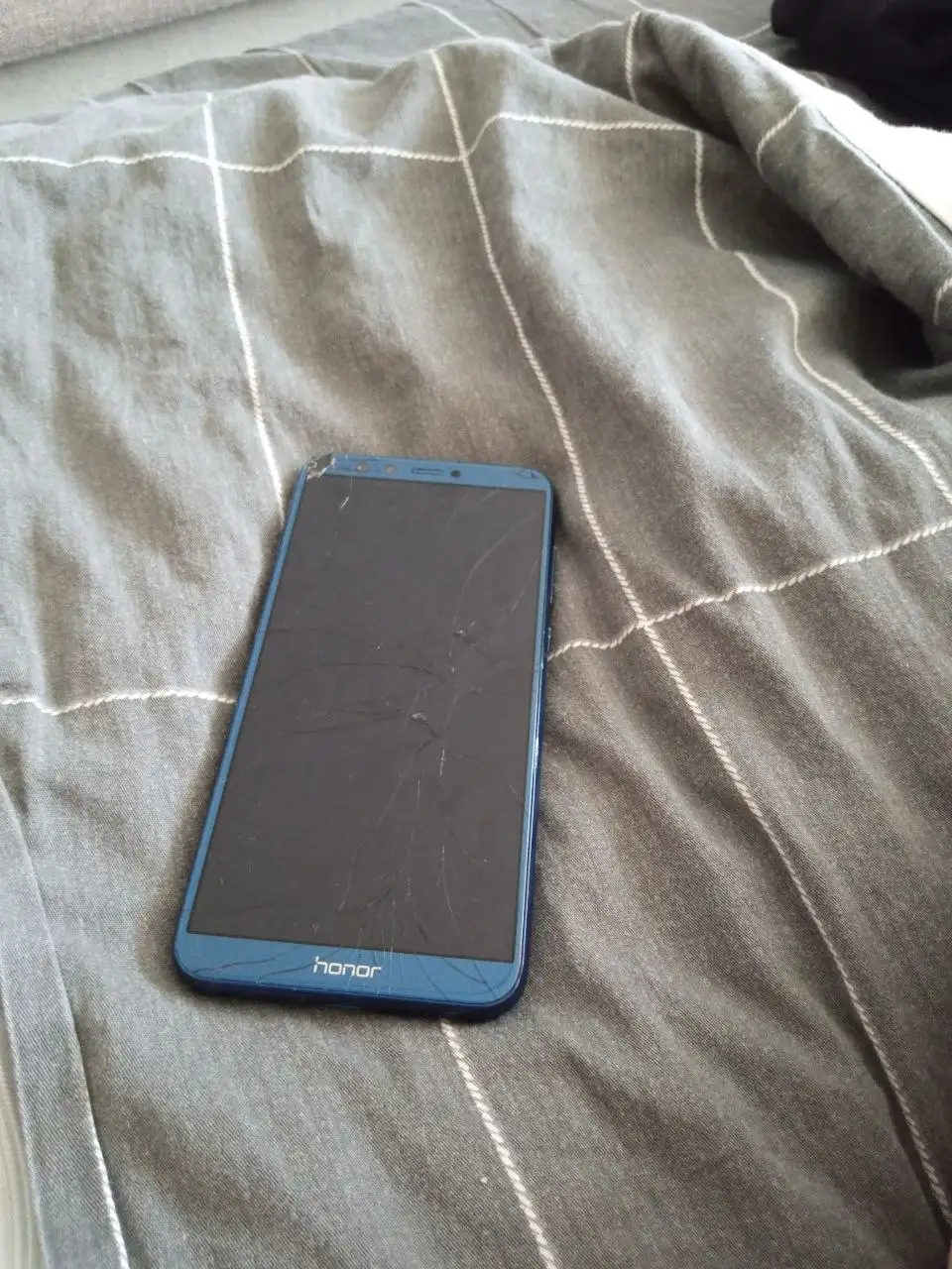 Продам телефон Honor 9Lite - Смартфоны (Электроника) в Чебоксары