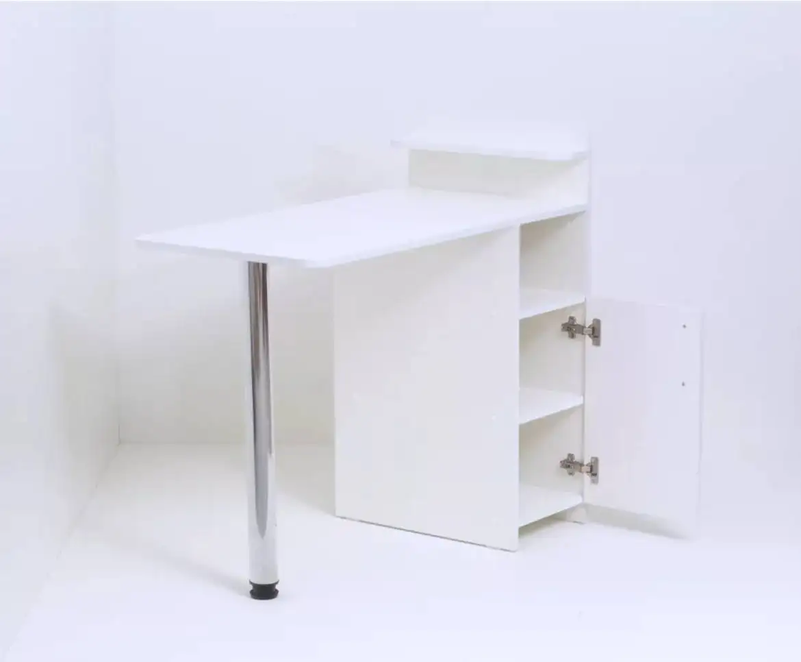 Продам маникюрный стол в хорошем состоянии - Барахолка в Чебоксары