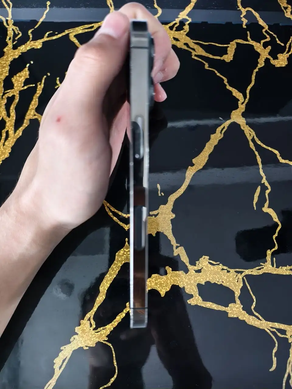 iPhone 13 Pro 256GB с мелкими сколами - Смартфоны (Электроника) в Чебоксары