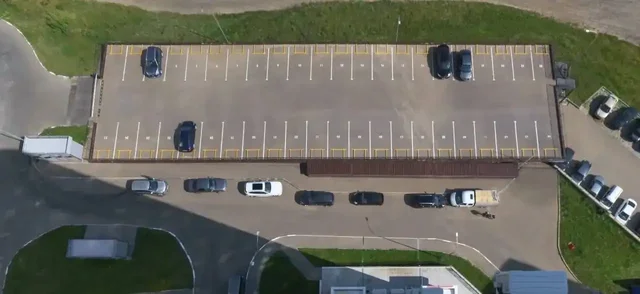 Сдам в аренду машиноместо 14,7м2 на Гражданской улице - Аренда гаража в Чебоксары