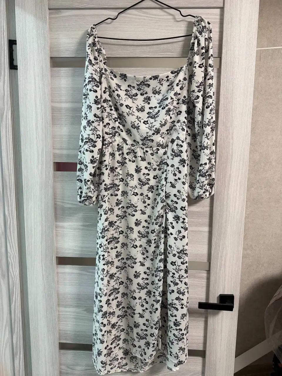 Продам платья размер 42-44 - Платья (Одежда) в Чебоксары