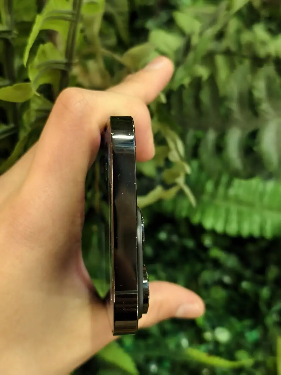 Продаю iPhone 14 Pro 256GB с дефектом экрана - Смартфоны (Электроника) в Чебоксары