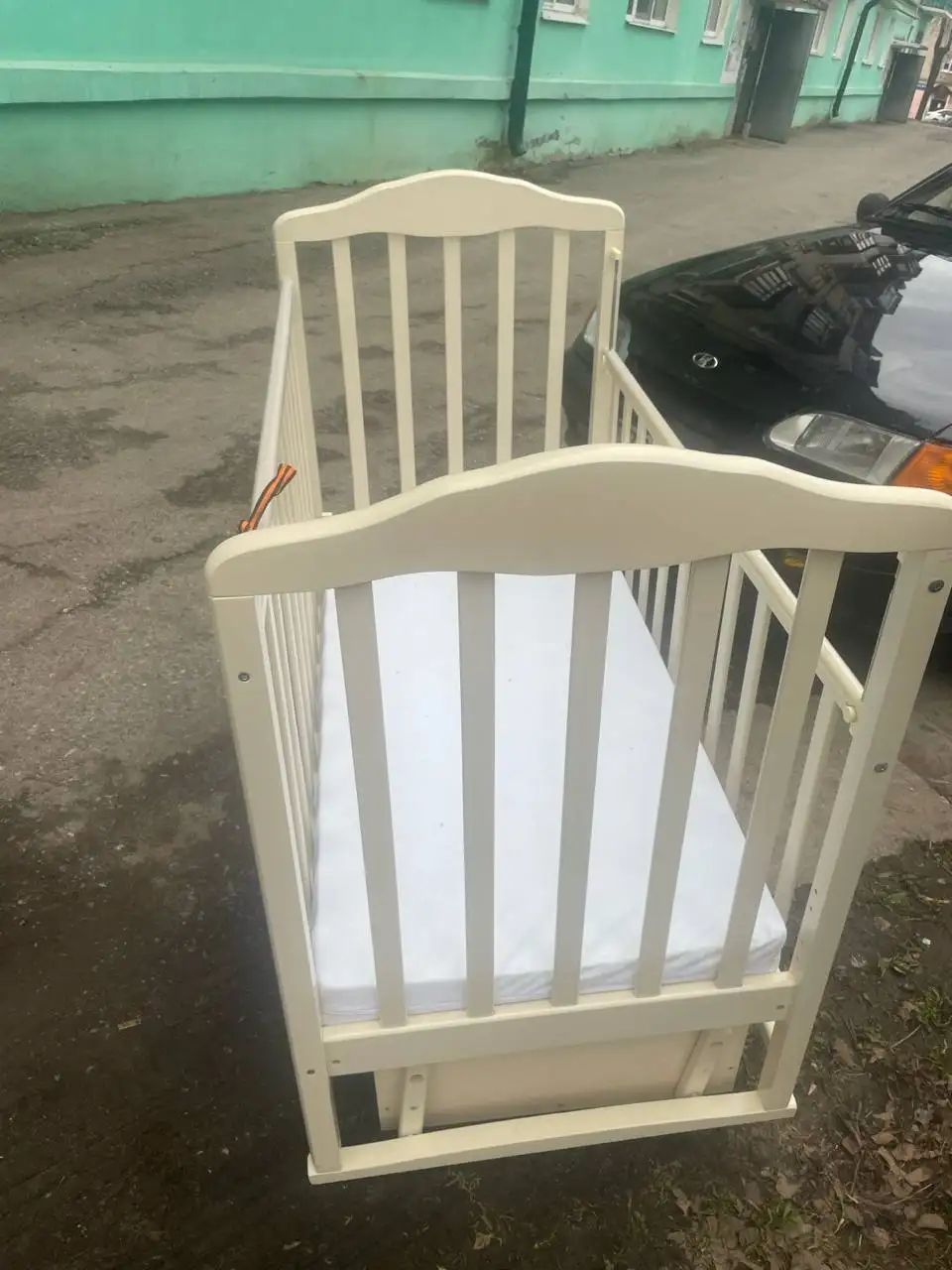 Детская кроватка с матрасом и маятником - Товары для детей в Чебоксары