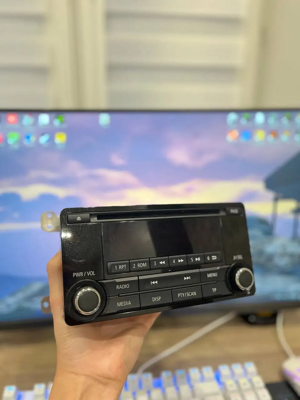 Магнитолы Mitsubishi Outlander 3 и Volkswagen Jetta - Автомагнитолы (Электроника) в Чебоксары