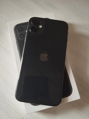 iPhone 11 128GB черный - Электроника в Чебоксары