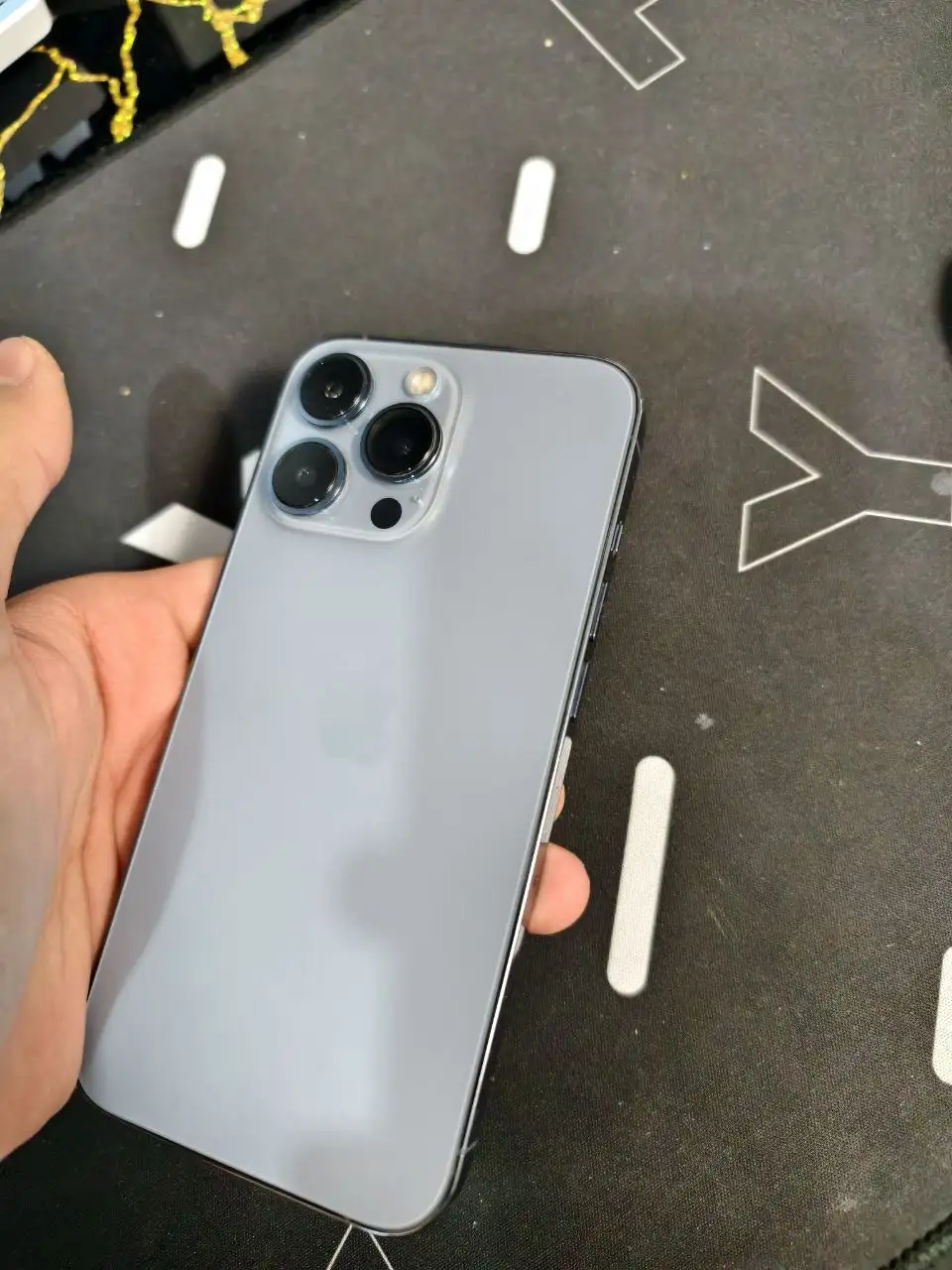 iPhone 13 Pro в идеальном состоянии - Телефоны и аксессуары (Электроника) в Чебоксары