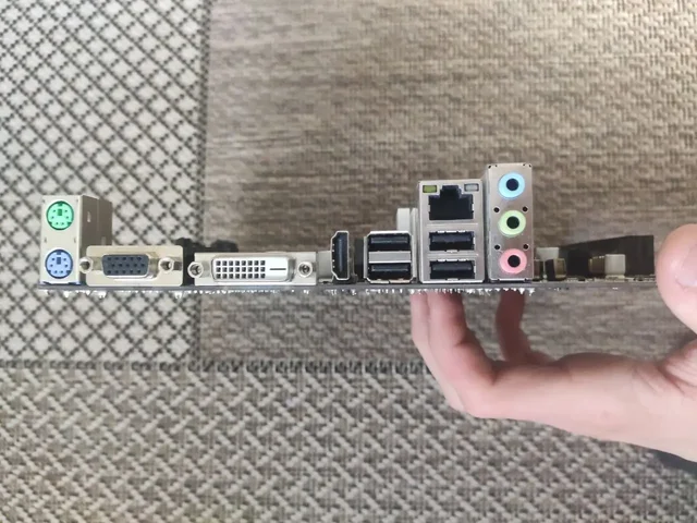 Материнские платы AMD и Intel в сборе - Смартфоны и аксессуары в Чебоксары