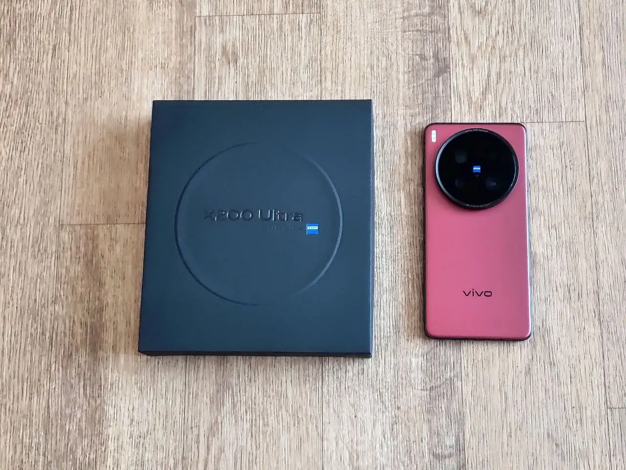 Vivo X200 Ultra 12/256GB - Смартфоны и телефоны (Электроника) в Чебоксары