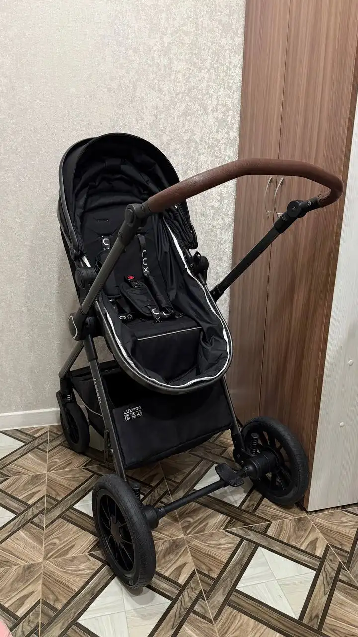 Коляска luxmom 3 в 1 - Коляски (Товары для детей) в Чебоксары