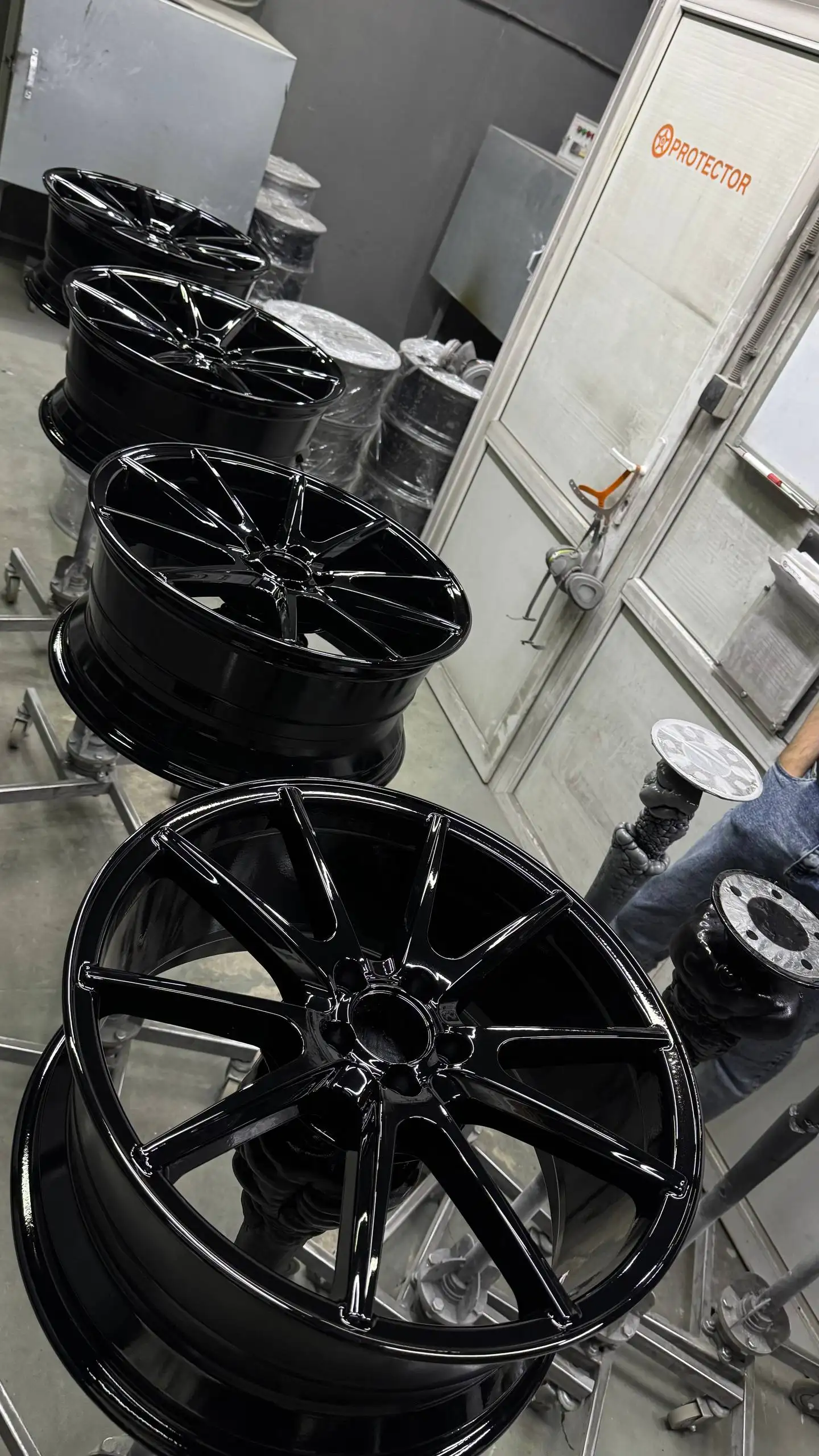 Диски Vossen VF-1 18" 5x100 - Запчасти в Чебоксары