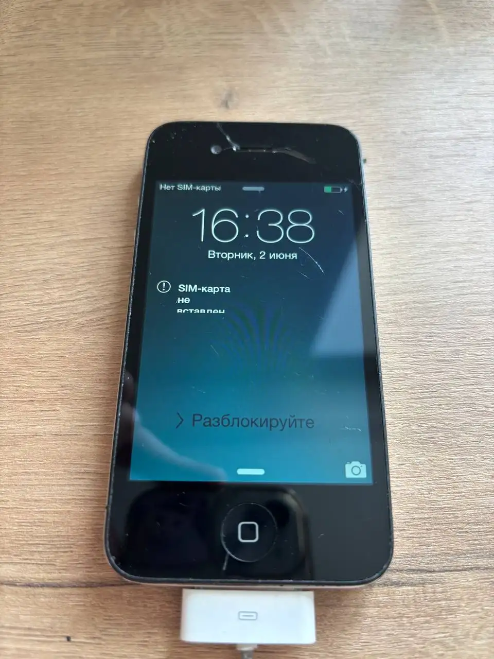 Продам iPhone 4 - Смартфоны (Электроника) в Чебоксары