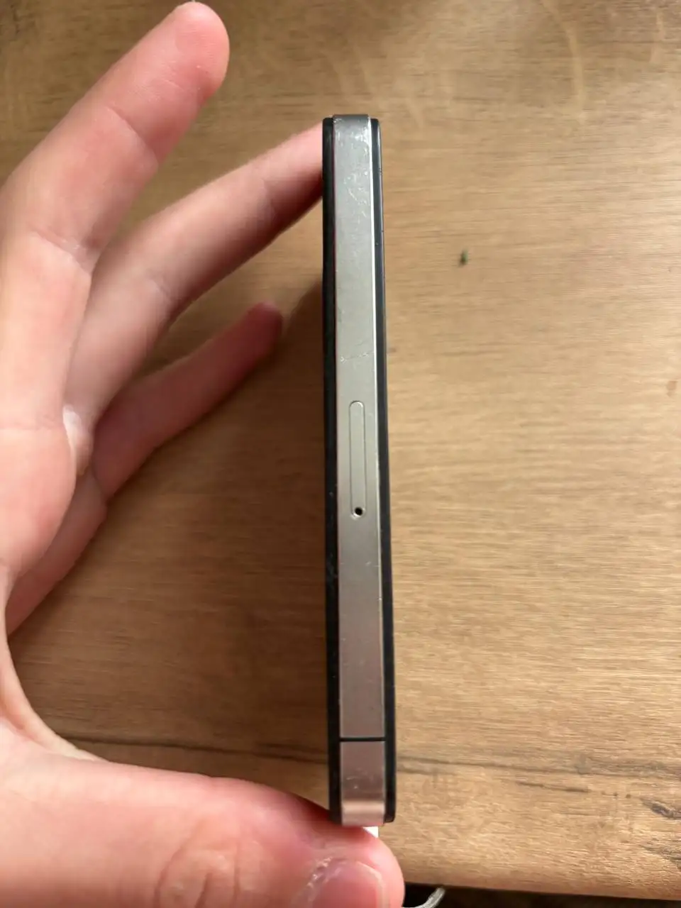 Продам iPhone 4 - Смартфоны (Электроника) в Чебоксары