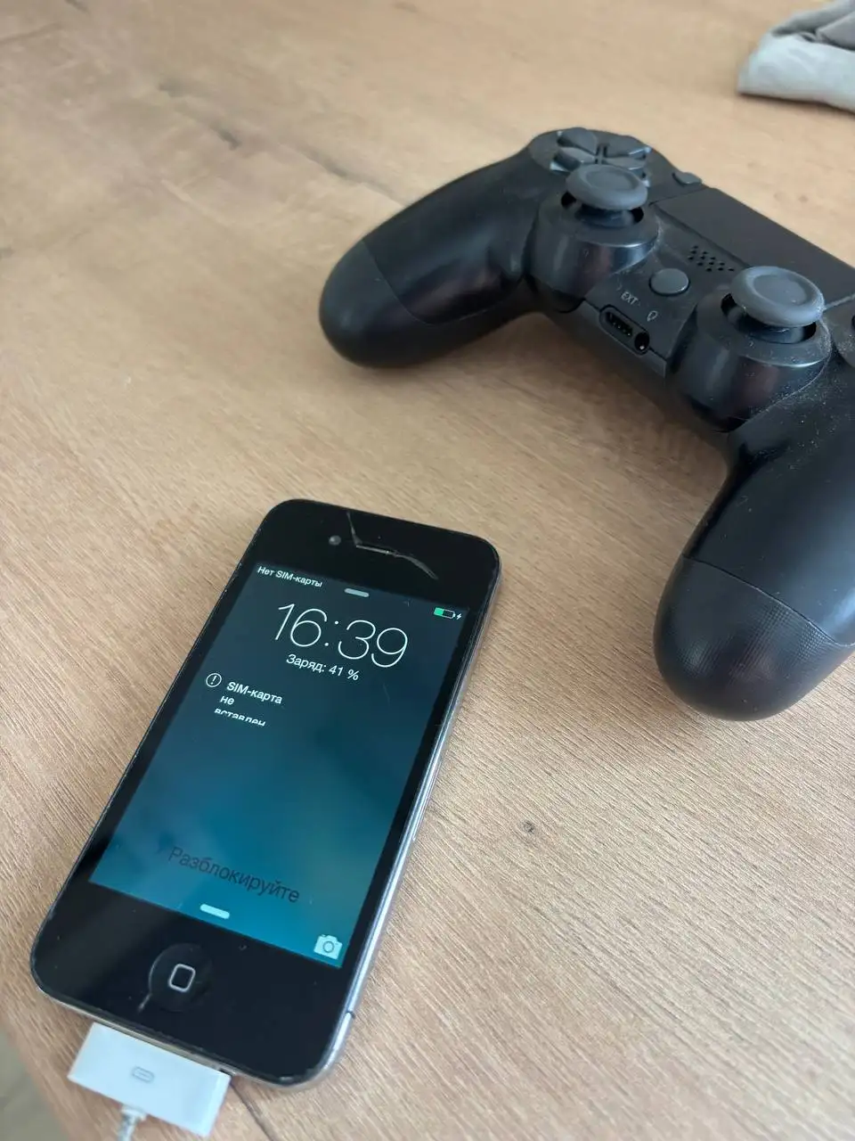 Продам iPhone 4 - Смартфоны (Электроника) в Чебоксары