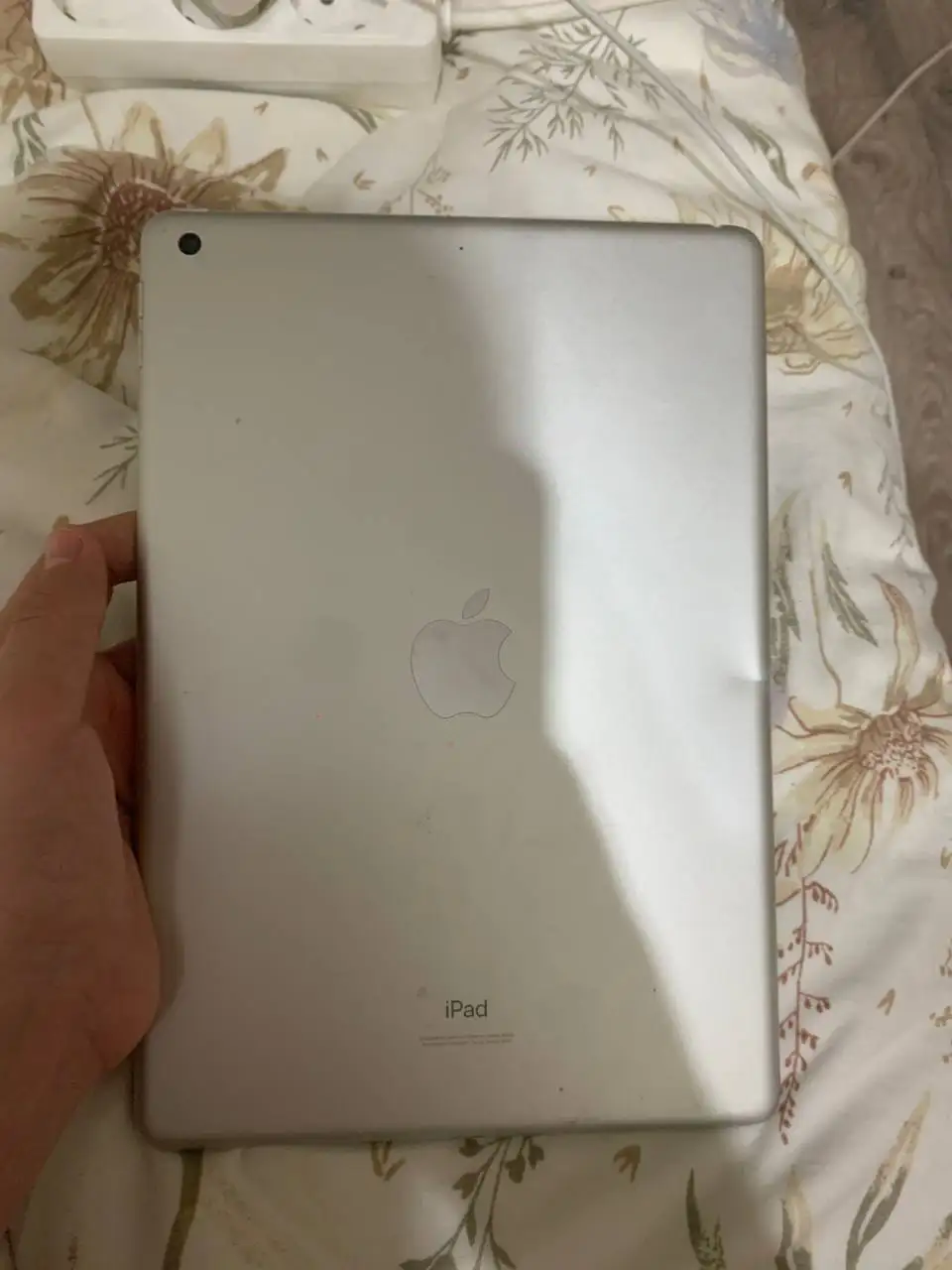 iPad 9th Gen с повреждениями - Планшеты (Электроника) в Чебоксары