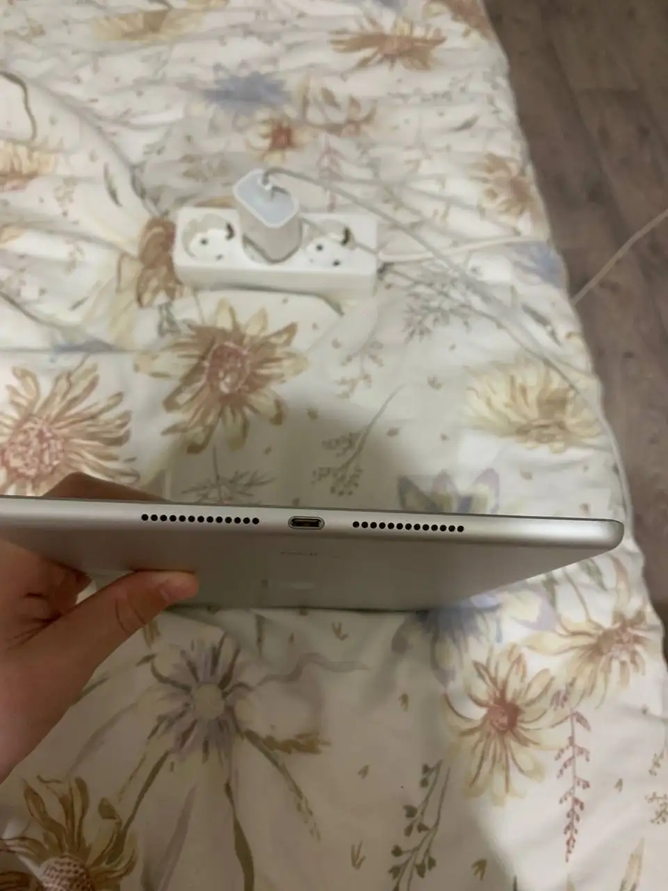iPad 9th Gen с повреждениями - Планшеты (Электроника) в Чебоксары