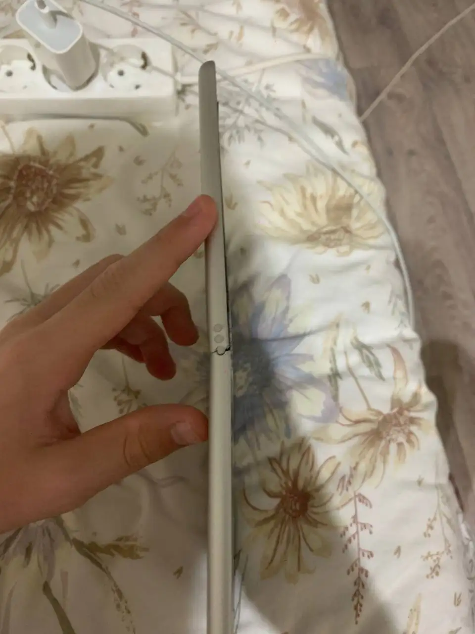 iPad 9th Gen с повреждениями - Планшеты (Электроника) в Чебоксары