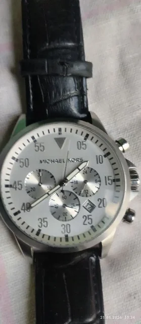 Продам часы Michael Kors MK8442 - Фрукты, ягоды и овощи в Чебоксары
