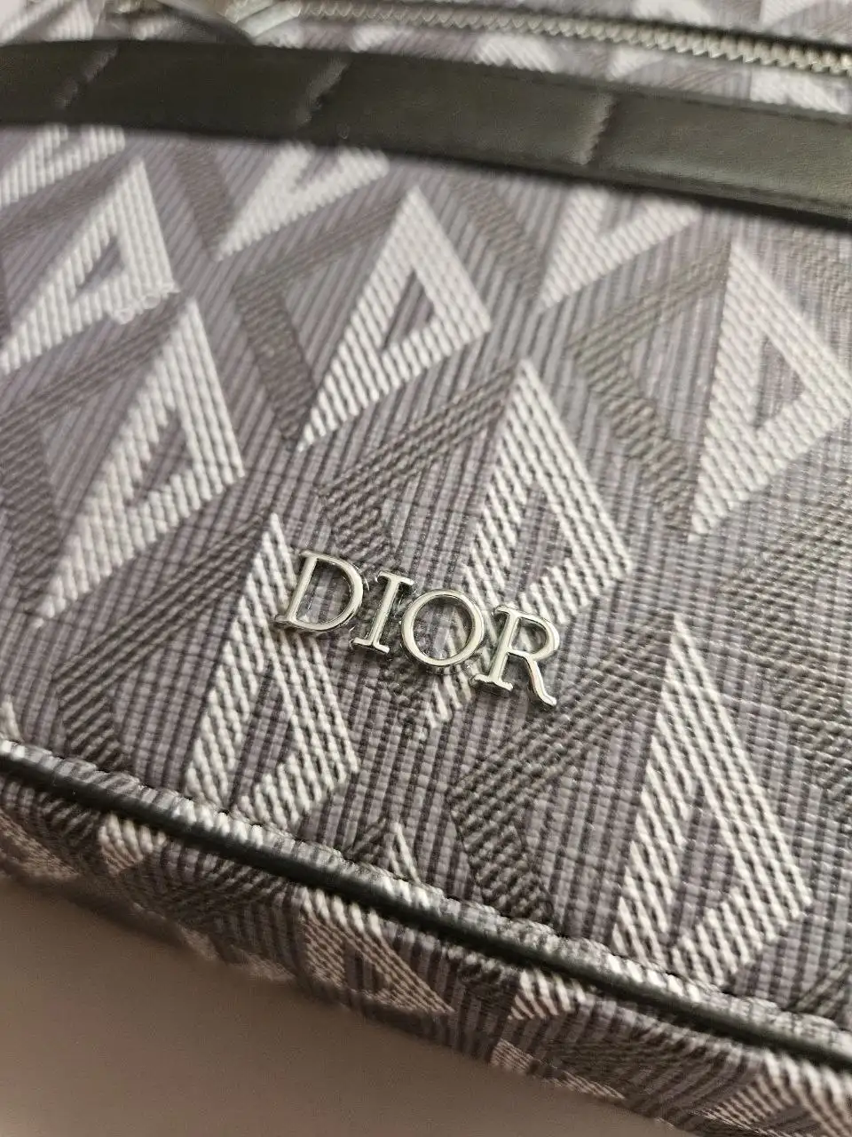Сумка Dior и Burberry - Барахолка в Чебоксары