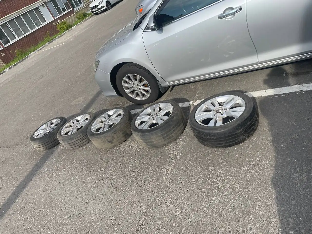 Продам комплект колес R17 на Мерседес - Колеса и шины (Авто) в Чебоксары