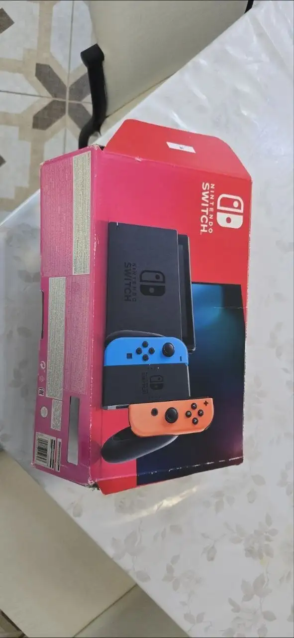 Nintendo Switch с игрой Mario All Stars - Игры и приставки (Хобби и отдых) в Чебоксары