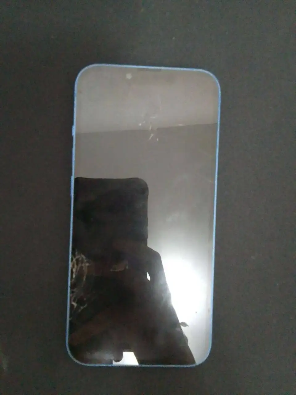 Продам iPhone 13 16к - Телефоны (Электроника) в Чебоксары