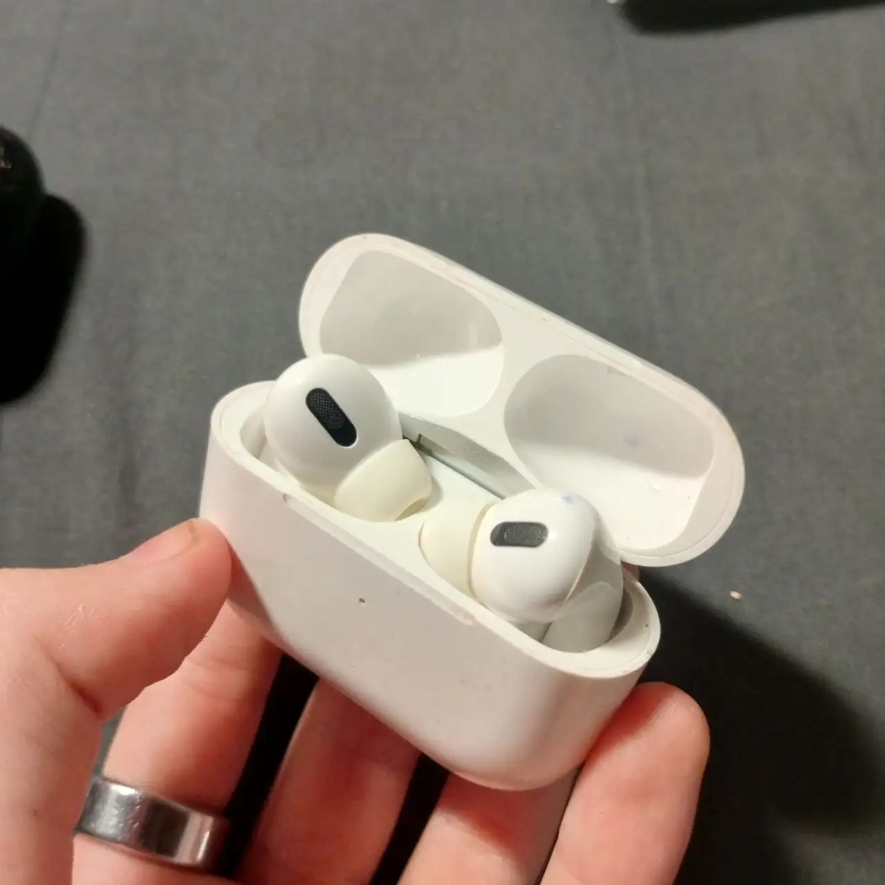 Наушники Hoco EQ2 и копия AirPods - Наушники (Электроника) в Чебоксары