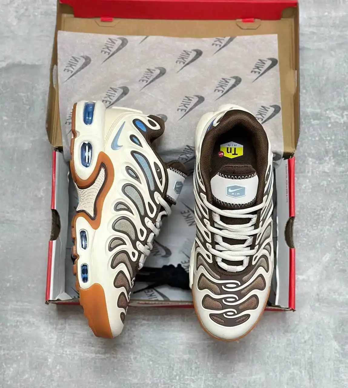 Кроссовки Nike air max plus