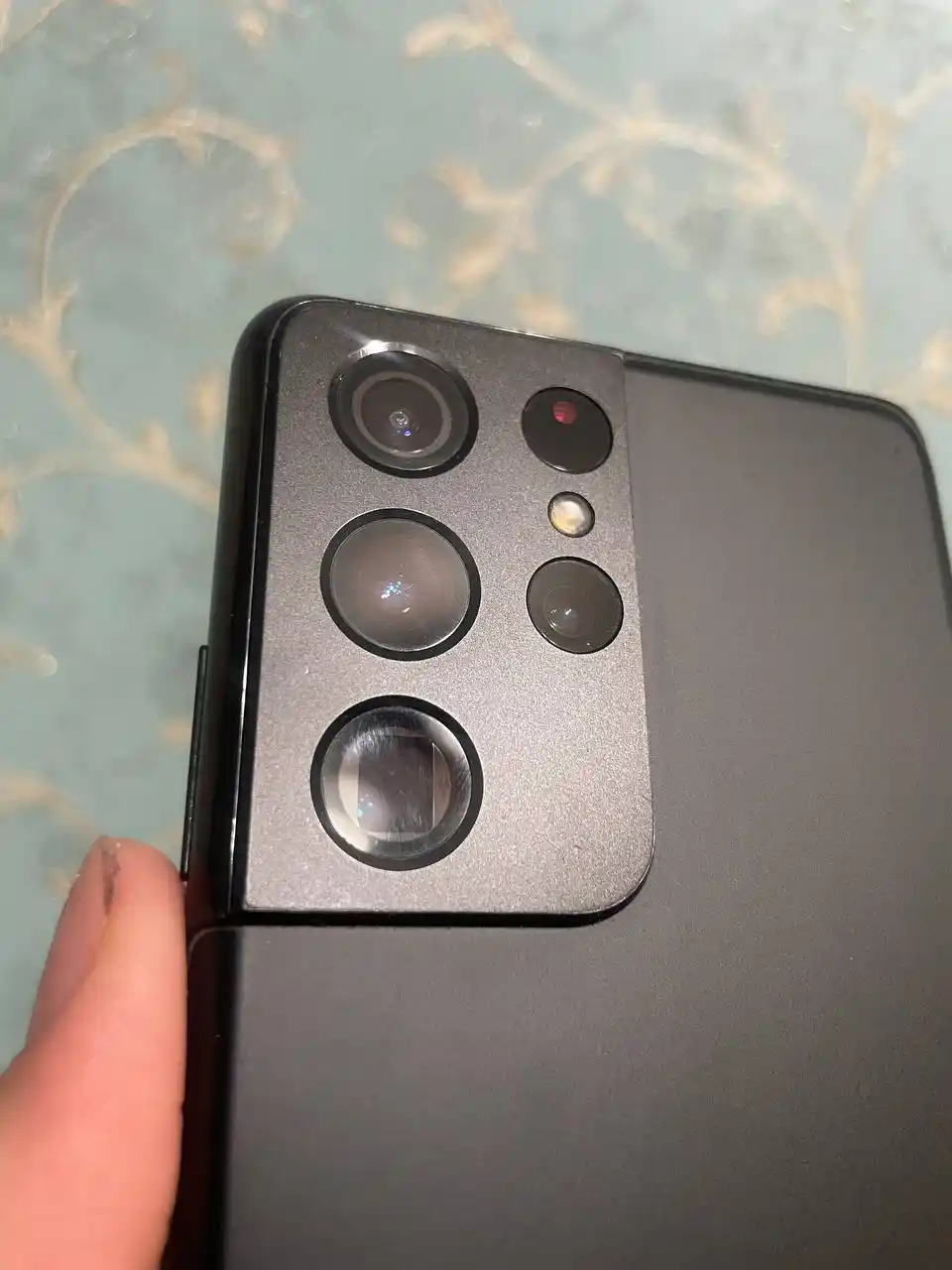 Продам полный комплект с пленкой и чехлами