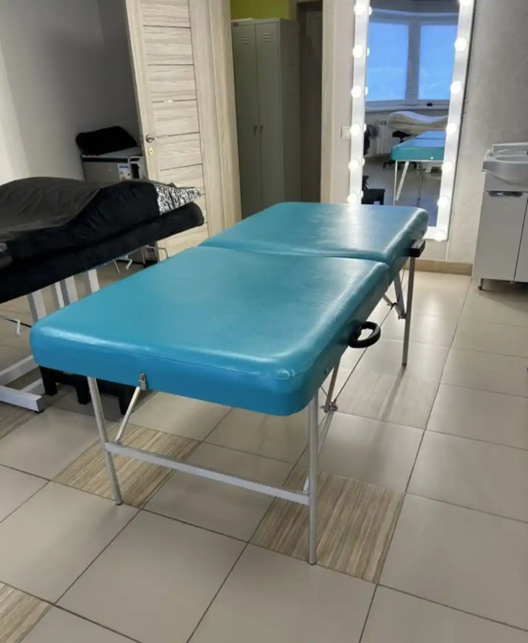 Косметологическая кушетка массажный стол - Готовый бизнес и оборудование в Чебоксары