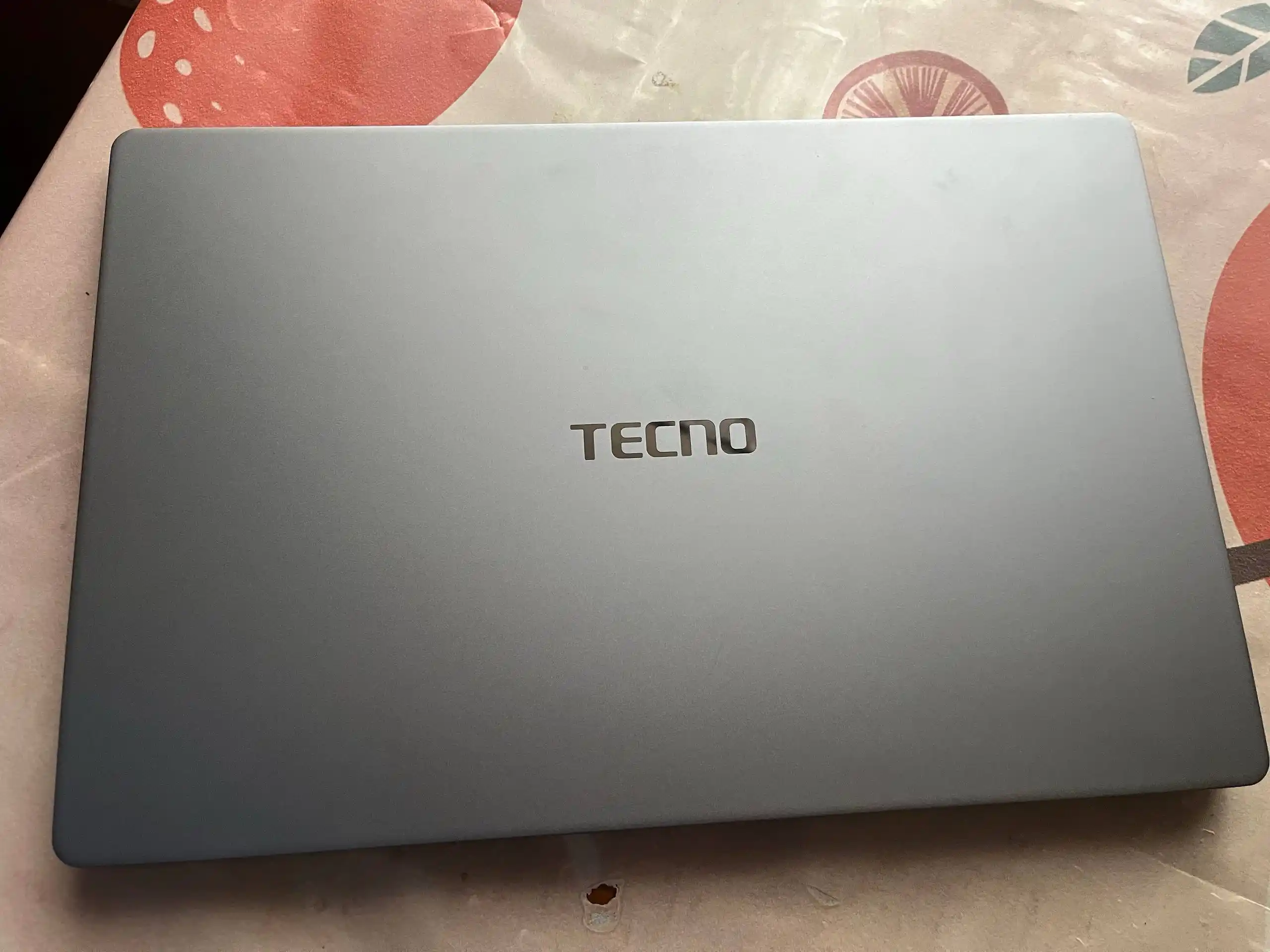 Продам Ноутбук Tecno MEGABOOK k15s