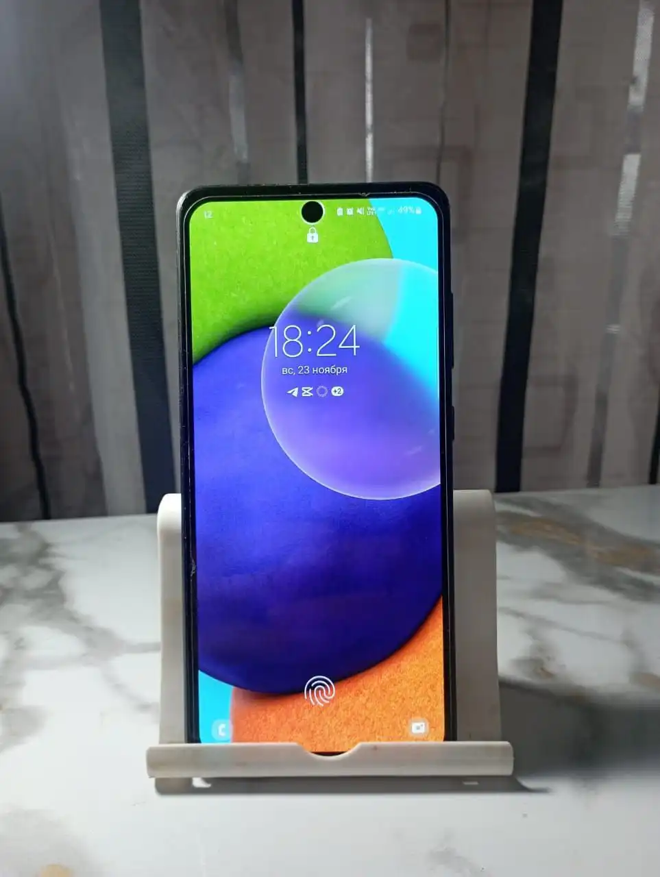 Продаю телефон Samsung A52