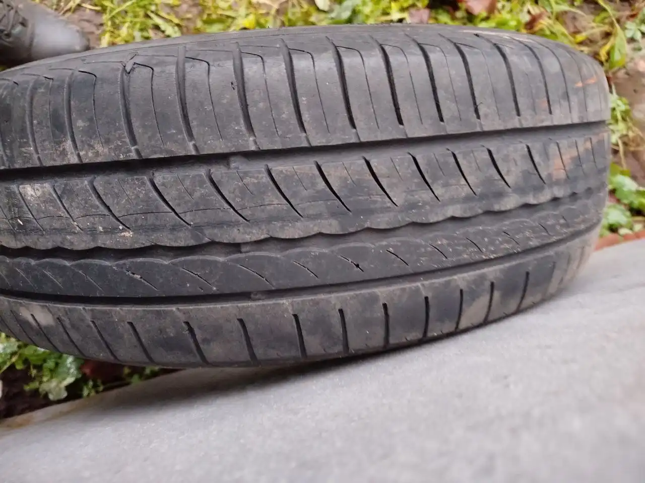 Комплект летней резины 185/65/15 4*100