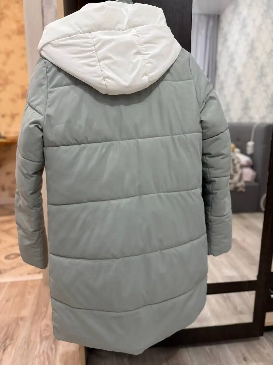 Куртка в отличном состоянии