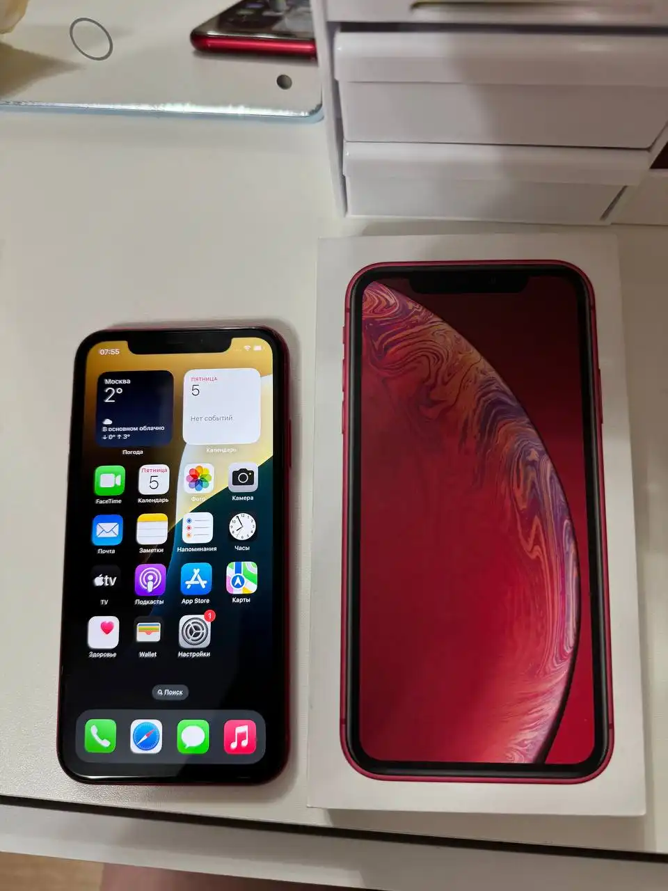 Продам iPhone XR 128ГБ