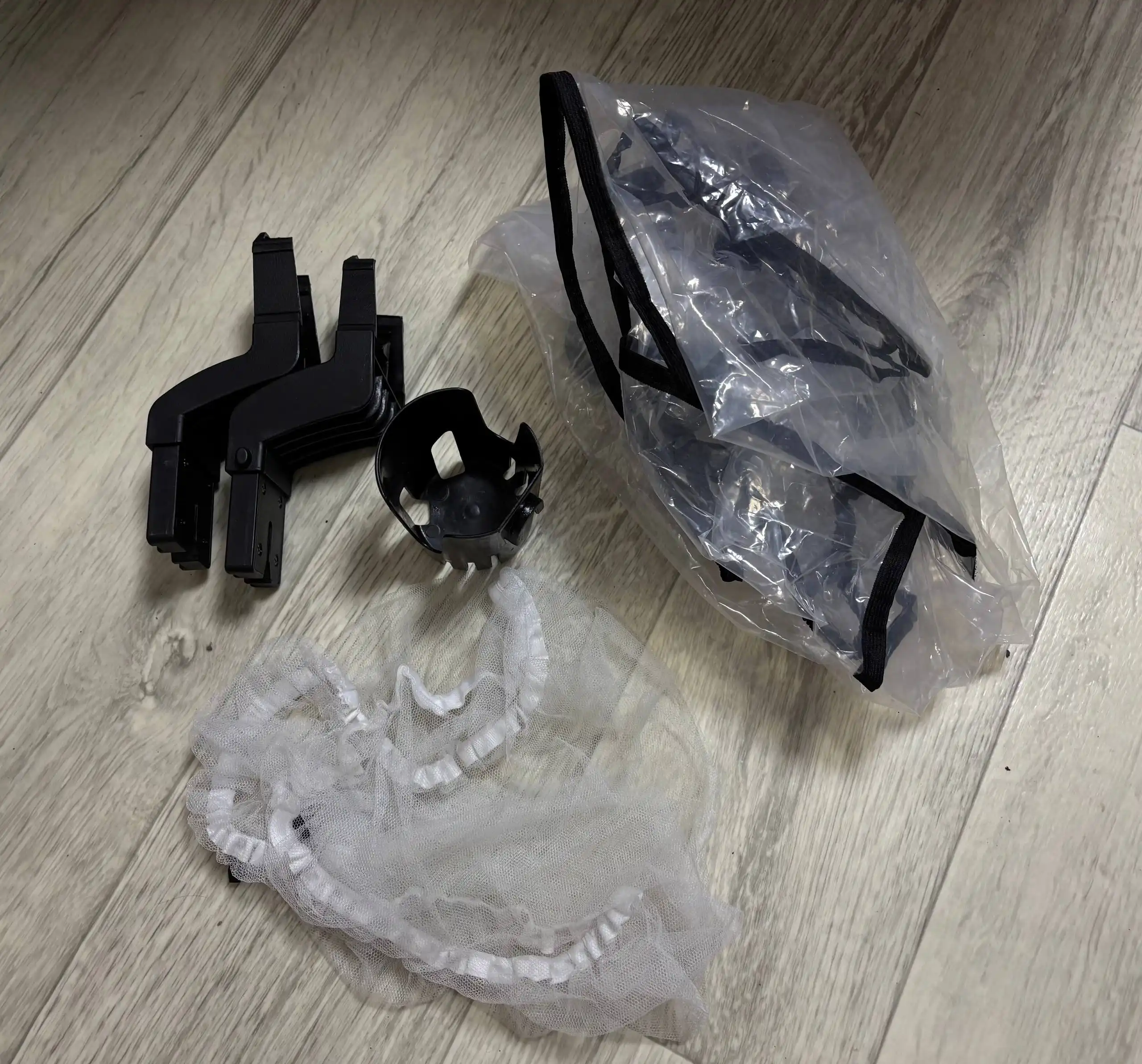 Продаю коляску 3 в 1 luxmom 601A б/у