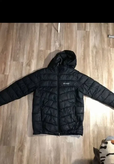 Продажа зимней куртки после двух сезонов носки - Одежда в Чебоксары