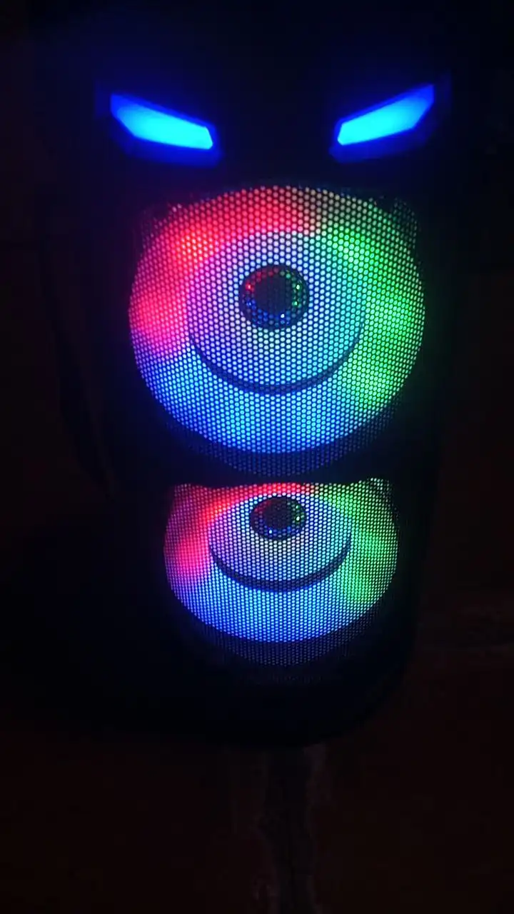 Колонка с пультом