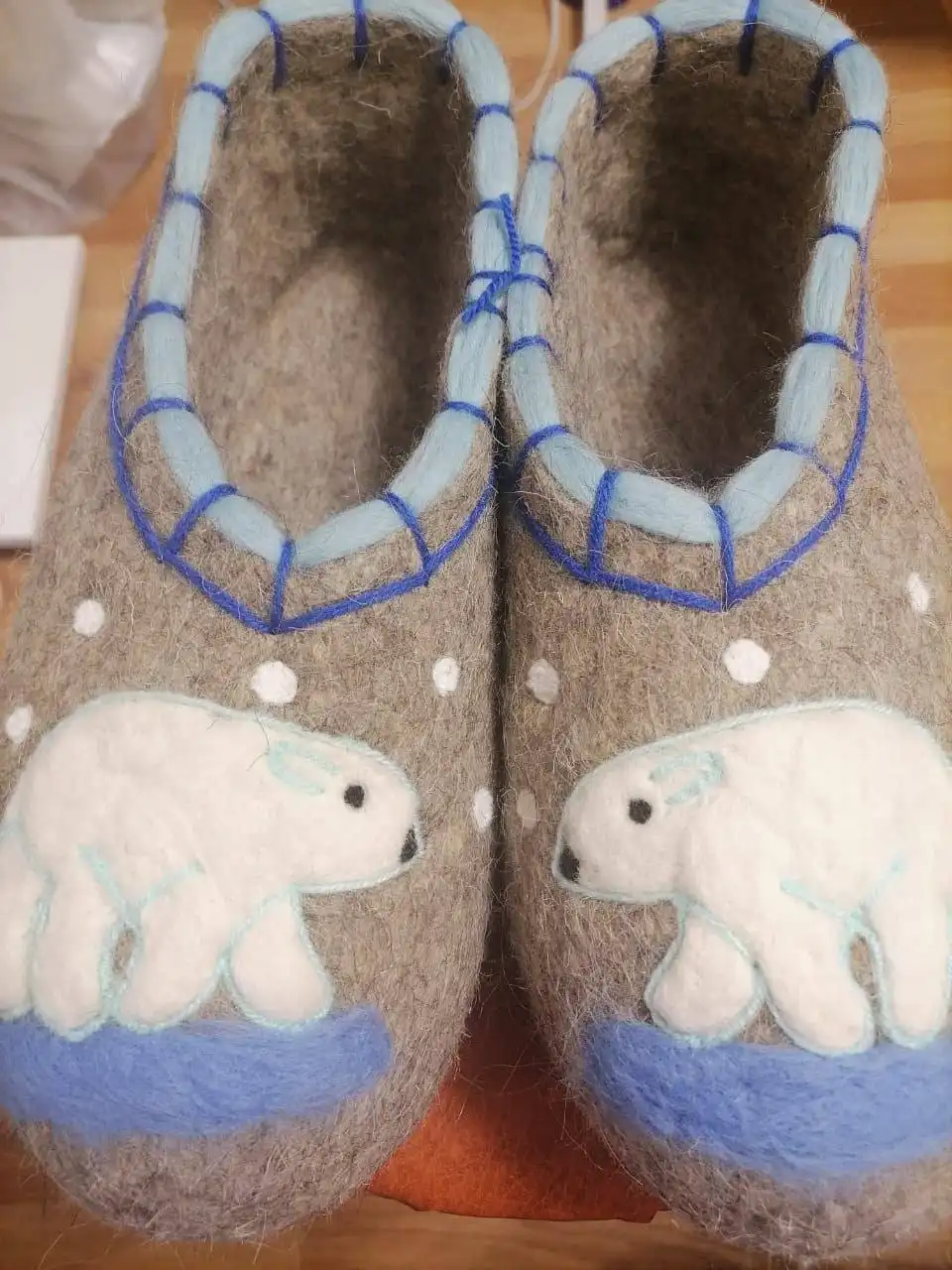 Валяные тапочки ручной работы из натуральной шерсти