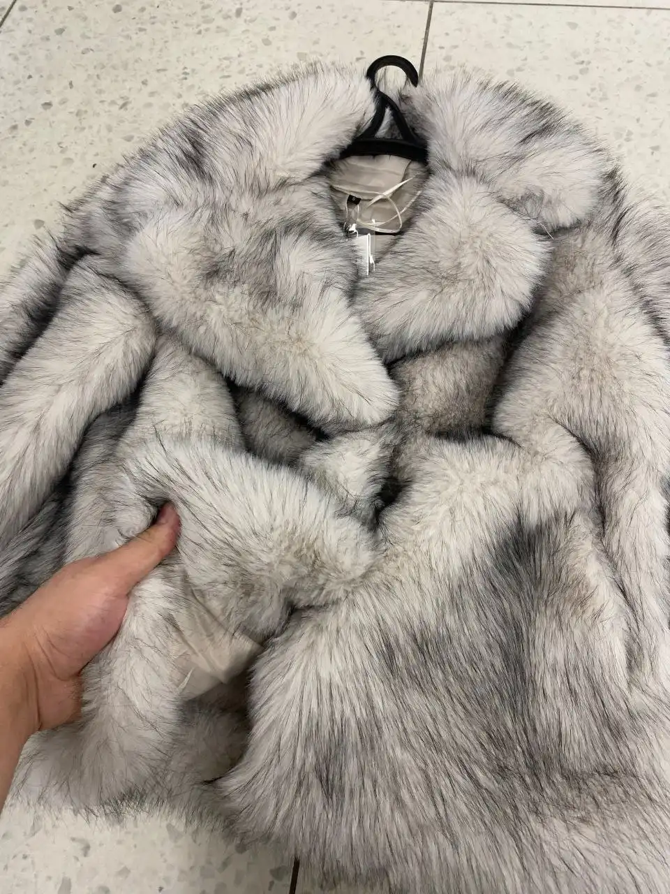 Продам шубу 42 размера