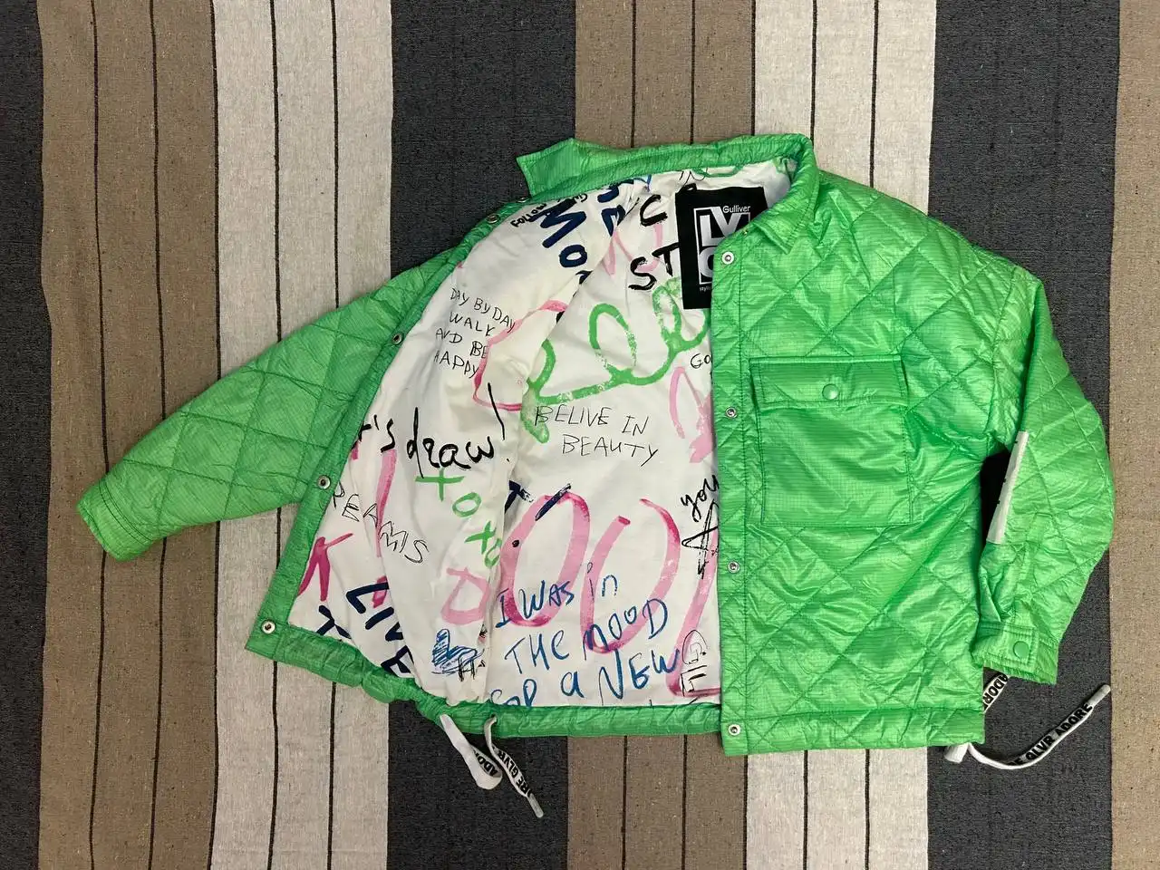 Демисезонная куртка на рост 128