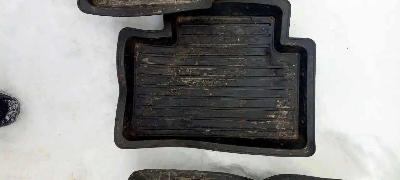 Запчасти на Приору