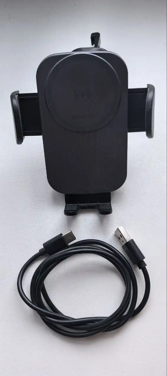 Держатель с беспроводной зарядкой Borofone BH221