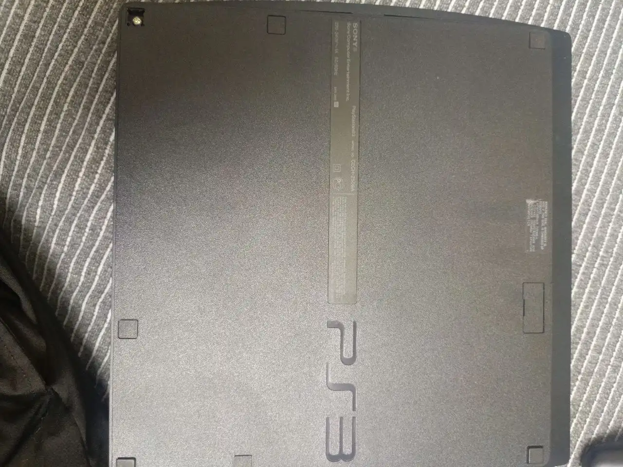 Продам PlayStation в идеальном состоянии