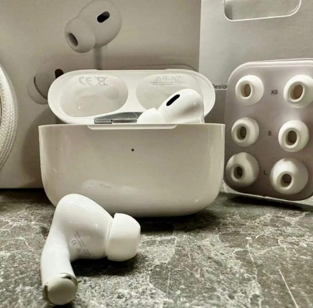 Наушники AirPods Pro 2 с шумоподавлением