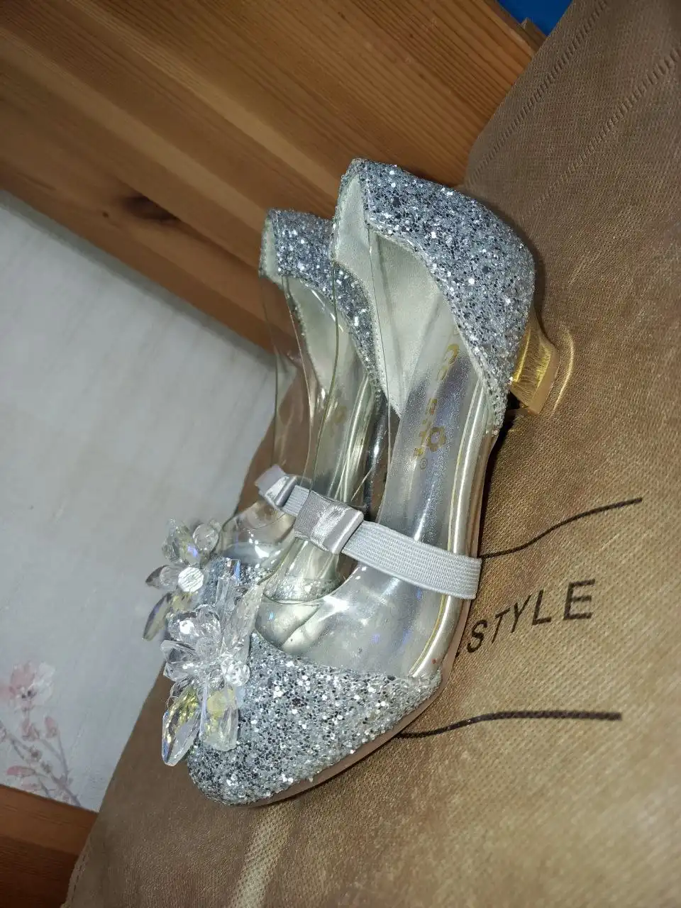 Продажа детских костюмов и различных товаров - Барахолка в Чебоксары