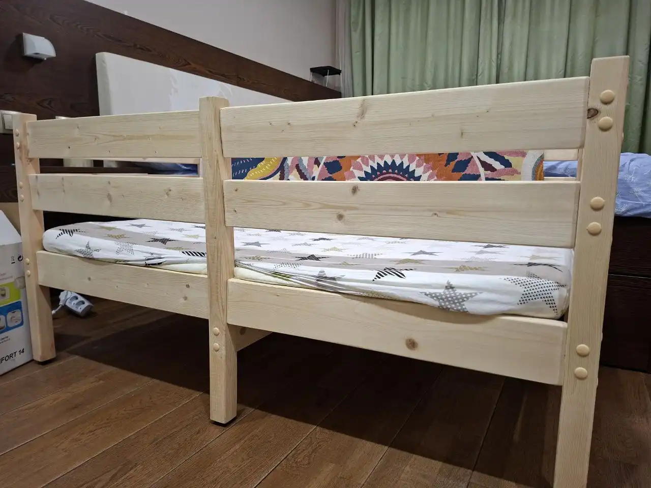 Кроватка детская 120×60 с матрасом и наматрасником - Детская мебель (Товары для детей) в Чебоксары