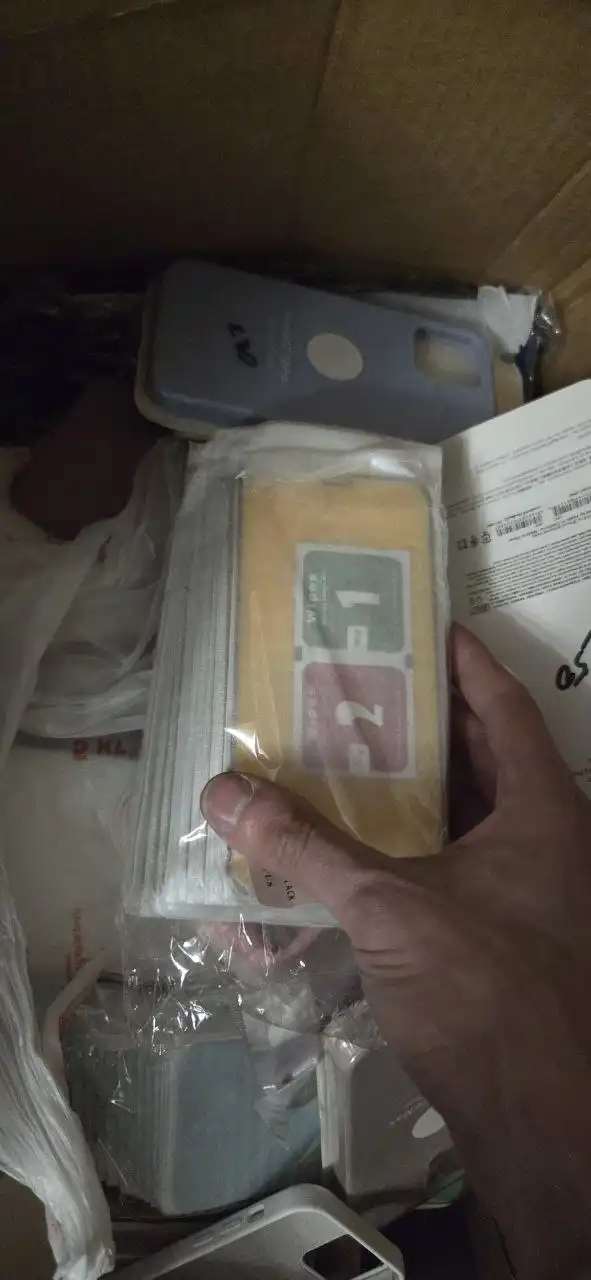 Отдам новые чехлы и стекла для iPhone - Аксессуары для телефонов (Электроника) в Чебоксары