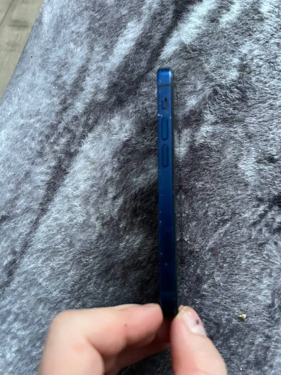 Продажа iPhone 12 mini и iPhone 13 Pro с дефектом - Смартфоны и телефоны (Электроника) в Чебоксары